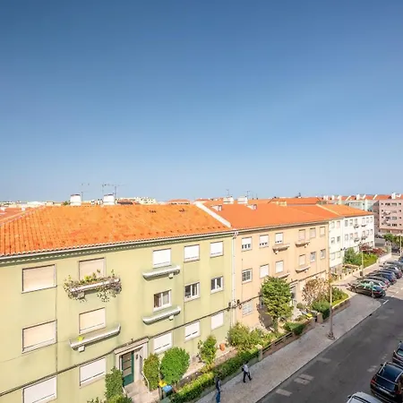 Guestready - A Charming Near Alvalade 리스본