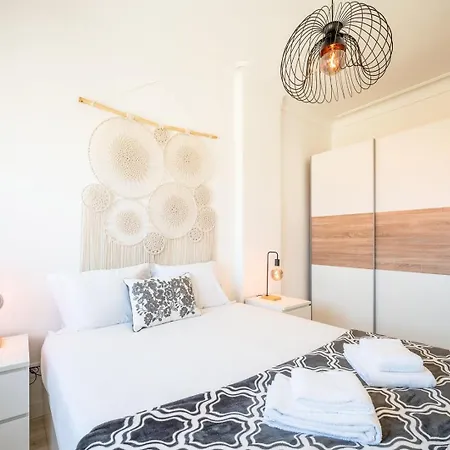 Guestready - A Charming Near Alvalade 아파트