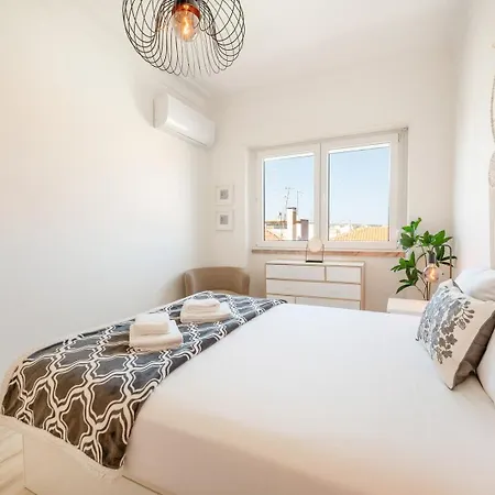 Guestready - A Charming Near Alvalade * ליסבון
